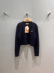 V-neck cable-knit cropped sweater
