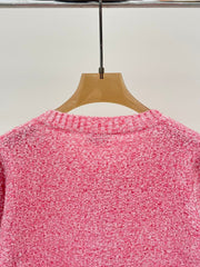 cardigan with small pockets at the hem