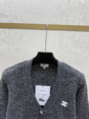 Solid color sequined V-neck knit long-sleeved cardigan