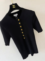 Chanel/partial-button-front top