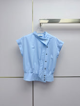 Chanel/Stand-collar top