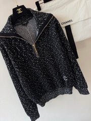 Chanel/Solid-color long-sleeve knit top with a collar
