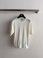 Short-sleeved knit top