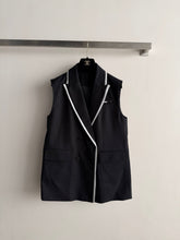 Chanel / 26 New Vest and Pleated Skirt Set