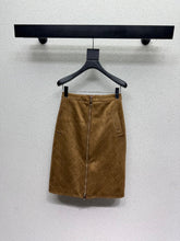 Chanel / 26 New Camel Half Skirt