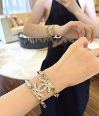 Open-cuff bracelet