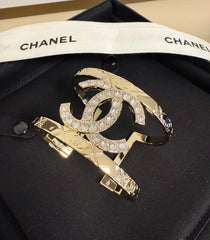 Open-cuff bracelet