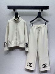 Casual matching set with a bold logo.