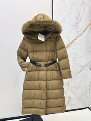 Max Mara/26 Fall/Winter Latest Large Fur Collar Hooded Down Jacket