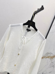 Chanel / 26 Early Autumn Latest Floral Hollow Jacquard V-Neck Knit Top