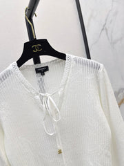 Chanel / 26 Early Autumn Latest Floral Hollow Jacquard V-Neck Knit Top