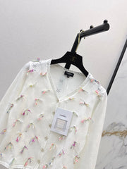 Chanel / 26 Early Autumn Latest Hollow-Out Short Knit Cardigan