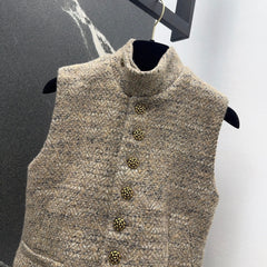 High-end retro-style vest