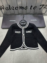 Minimalist knit cardigan