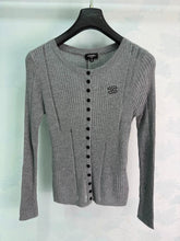 Chanel / 26 Early Autumn New Knit Sweater