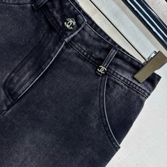 Chanel/26 New Straight-Leg Denim Mid-Length Pants