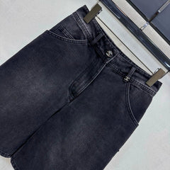 Chanel/26 New Straight-Leg Denim Mid-Length Pants