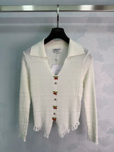 Chanel / 26 Early Autumn New Collared Long-Sleeve Knit Cardigan