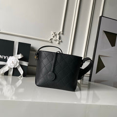 CHANEL 26S BUCKET SHOULDER BAG 27 IN BLACK LAMBSKIN GOLD HARDWARE