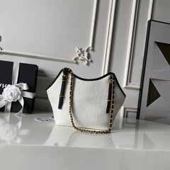 CHANEL 26S MAXI SHOPPING BAG 28 IN WHITE RAFFIA AND BLACK CALFKIN GOLD HARDWARE
