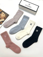 CHANEL 26S CREW SOCKS 403634 (1 BOX)