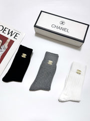 CHANEL 26S CREW SOCKS 405379 (1 BOX)
