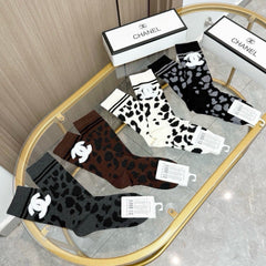 CHANEL 26S CREW SOCKS 407156 (1 BOX)