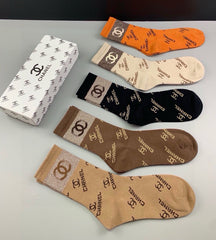 CHANEL 26S CREW SOCKS 405393 (1 BOX)