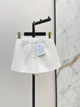 26FW New Chic Tweed Shorts 🤍