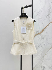 26FW New Sleeveless Knit Vest with 3D Floral Embellishment 🤍