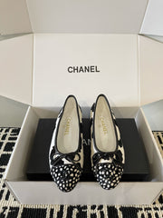26FW New Classic Flats
