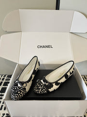 26FW New Classic Flats