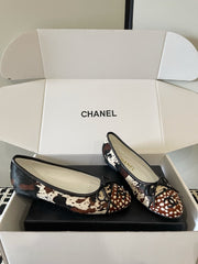 26FW New Classic Flats
