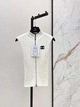 26FW New Color-Block Square-Neck Slim-Fit Sleeveless Knit Top 🤎