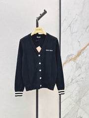 26FW New Classic V-Neck Versatile Cardigan 🤍
