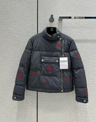 Hollowed-out, seam-sealed short down jacket