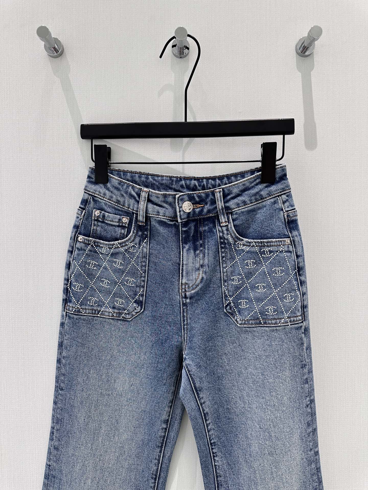 Gradient Flared Jeans with Rhinestone Pockets
