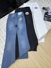 Embroidered Back Pocket Flared Jeans