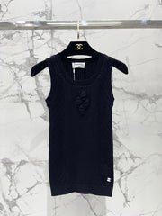 Stretch Fit Diamond Pattern Knit Vest