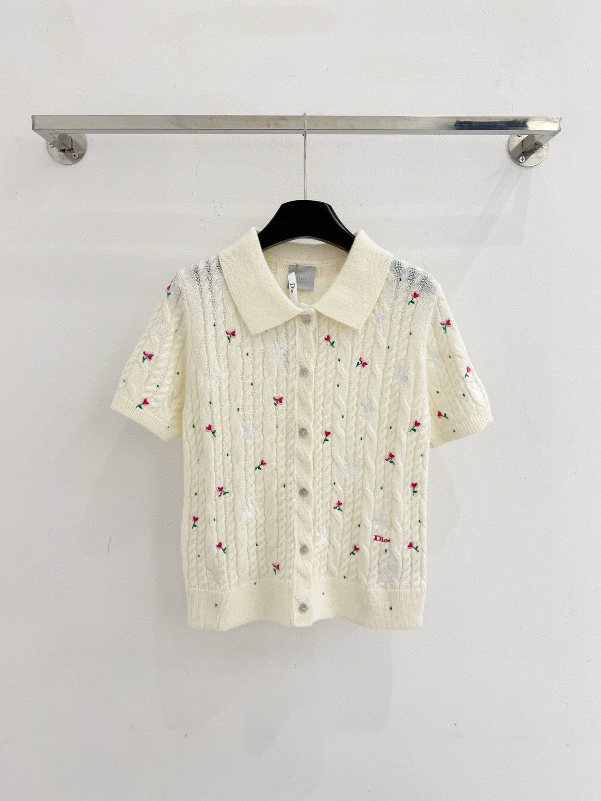 Short-sleeved cardigan
