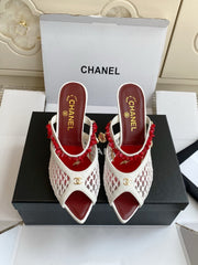 Pointed-toe peep-toe chunky-heeled sandals