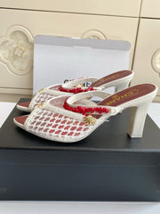 Pointed-toe peep-toe chunky-heeled sandals