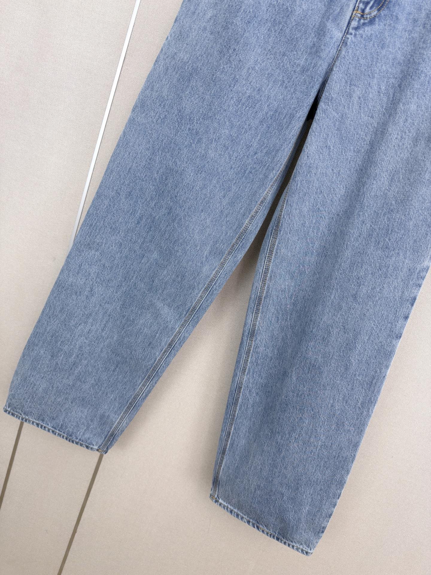 Straight-leg utility jeans