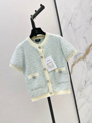 Chanel/Short-sleeved cardigan with contrasting trim