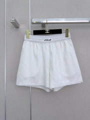 Chanel/Elastic-waist shorts