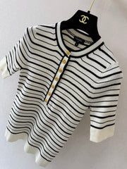 Chanel/partial-button-front top