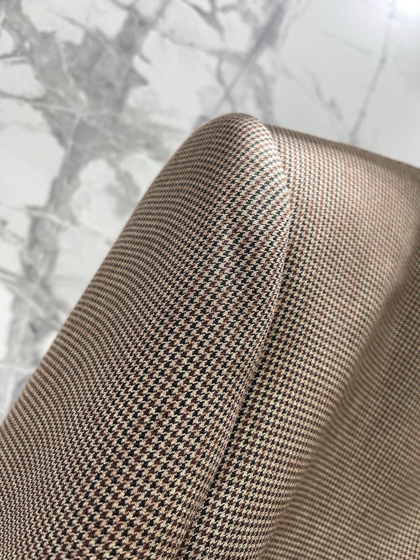 Chanel/Beige Half-Zip Knit Top