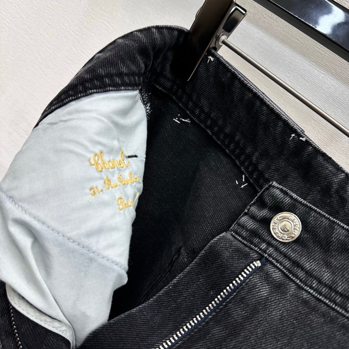 Chanel/Embroidered Straight-Leg Denim Trousers