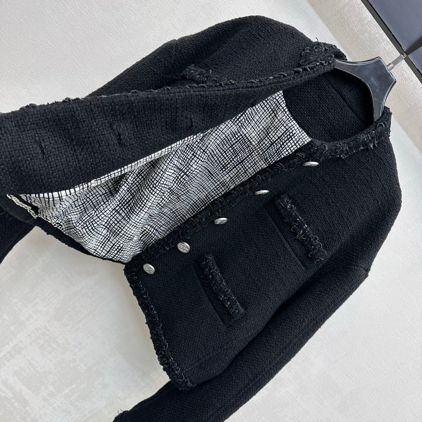 Chanel/Bound-Edge Crew-Neck Tweed Jacket