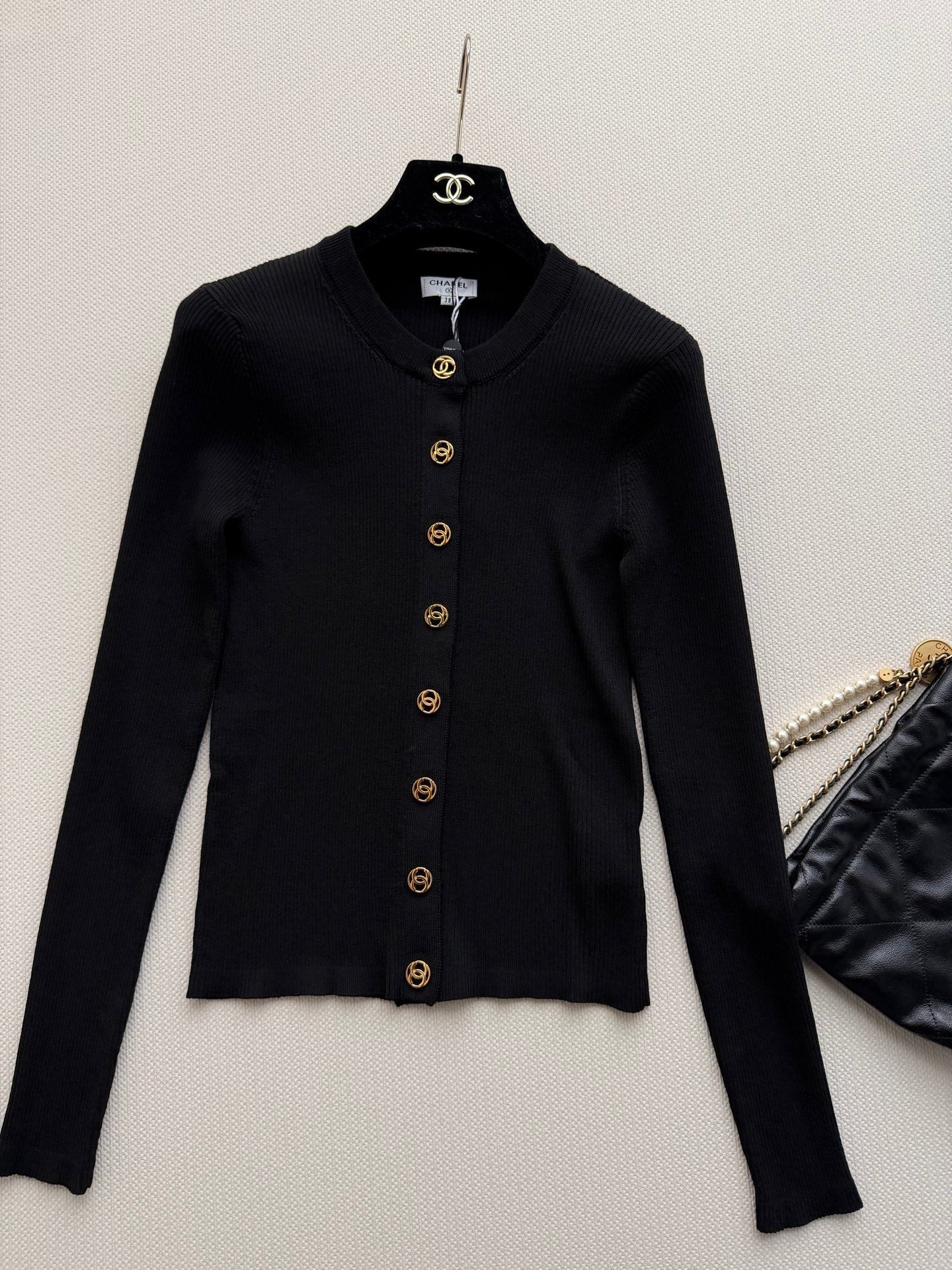Chanel/Vertical-Ribbed Knit Cardigan